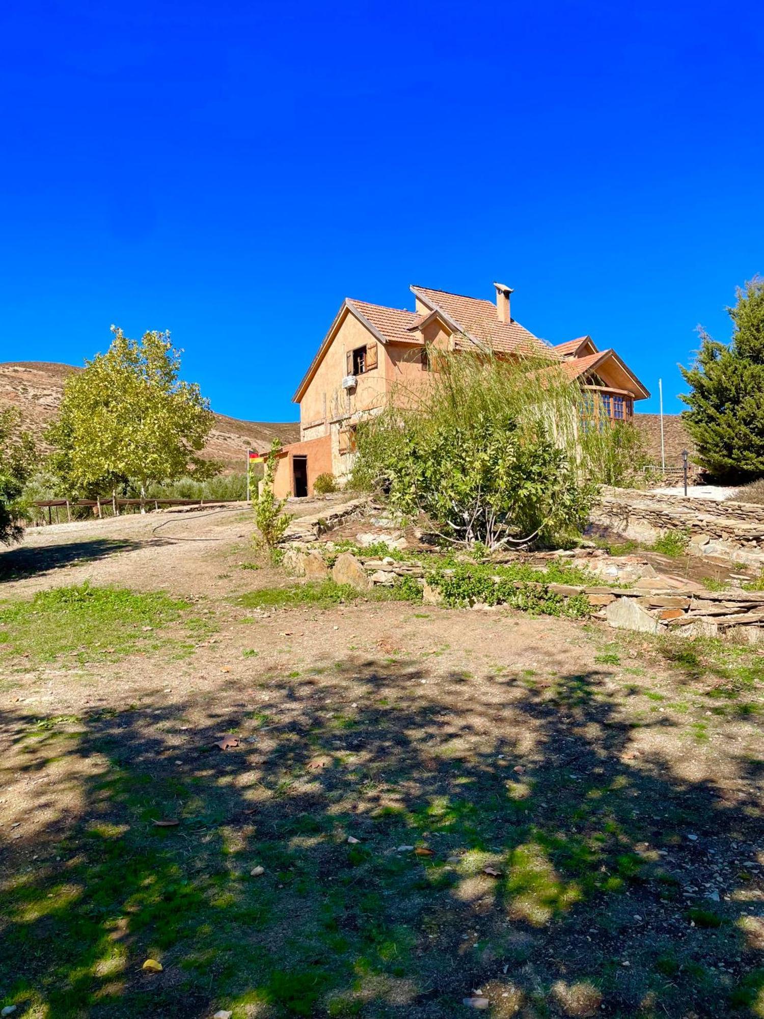 Ferme D'Hote La Vallee Azrou Exterior photo